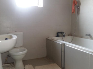 3 Bedroom Flat in Salama Park