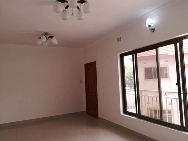 newly-built-modern-flat-in-salama-park-big-2