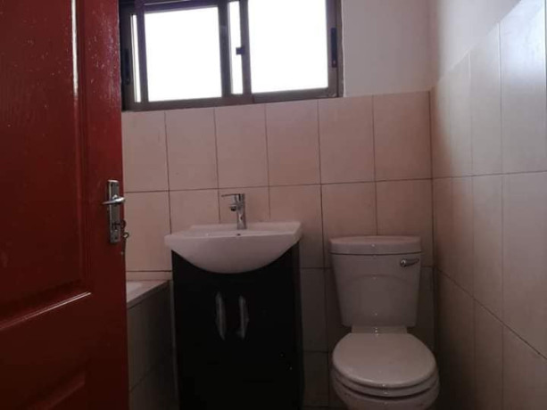newly-built-modern-flat-in-salama-park-big-4