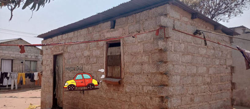 house-for-sale-at-kabanana-market-big-4