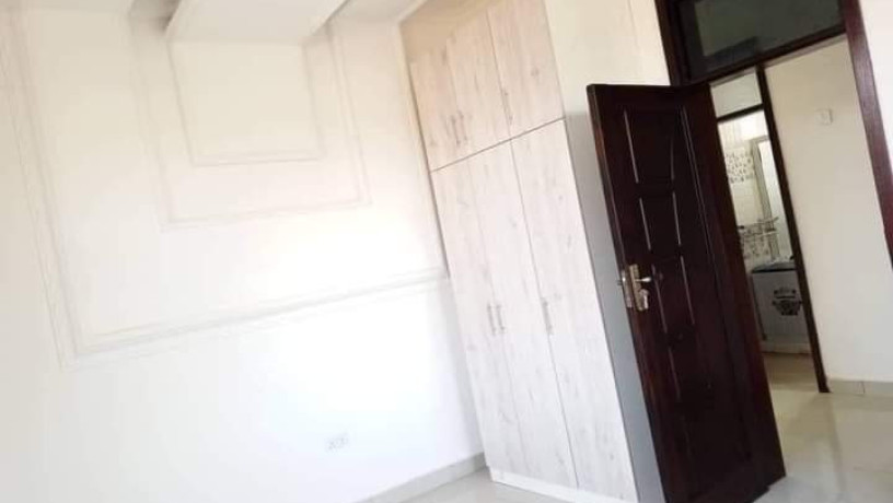 2-bedroom-flat-for-rent-in-chalala-big-9