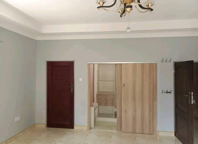 3-bedroom-house-for-rent-in-garden-park-big-2