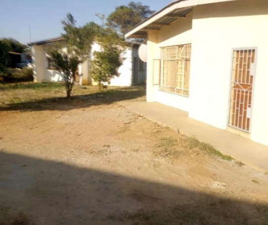 3-bedroom-house-for-sale-in-avondale-big-2