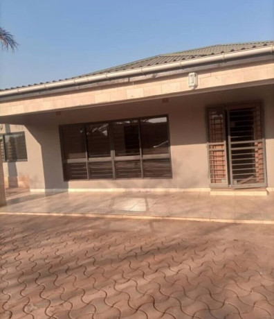 4-bedroom-house-for-rent-in-new-kasama-big-1