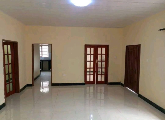 2-bedroom-flat-for-rent-in-chalala-big-5