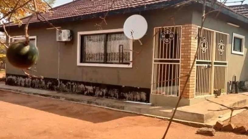 4-bedroom-house-for-sale-in-livingstone-big-3