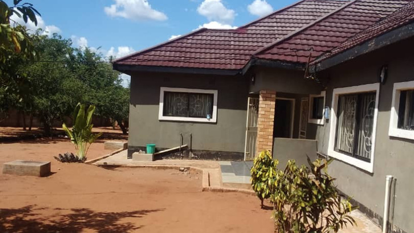 4-bedroom-standalone-house-for-sale-in-livingstone-big-6