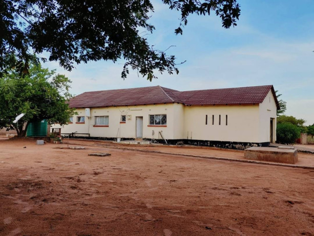 3-bedroom-house-for-sale-in-livingstone-big-1