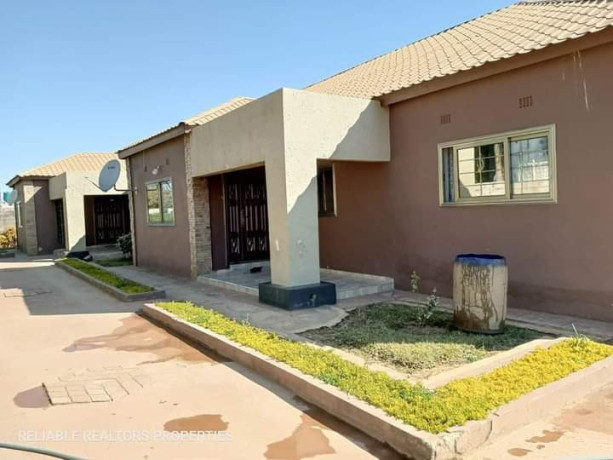 2-by-3-bedroom-flats-for-sale-in-chalala-big-3