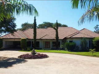 4 Bedroom House For Sale In Silverest