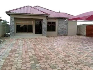 3 Bedroom House For Sale in Chalala