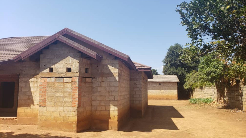 unfinished-3-bedroom-house-for-sale-in-makeni-bonaventure-big-5