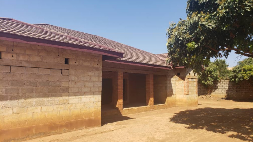 unfinished-3-bedroom-house-for-sale-in-makeni-bonaventure-big-9