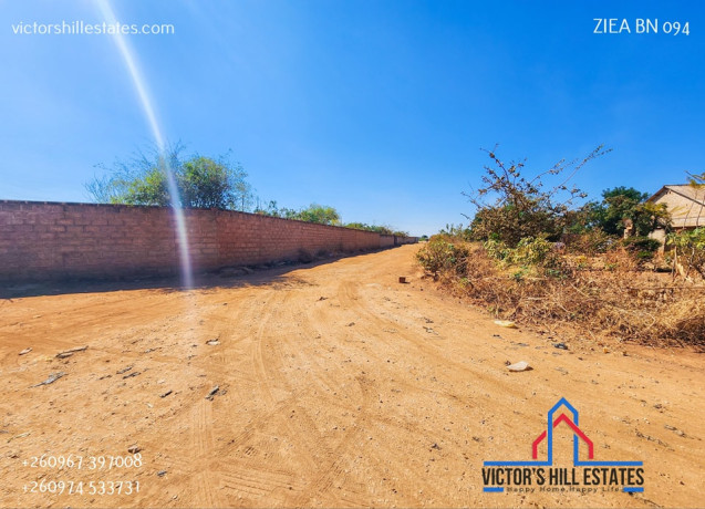 plot-for-sale-in-chalala-big-1