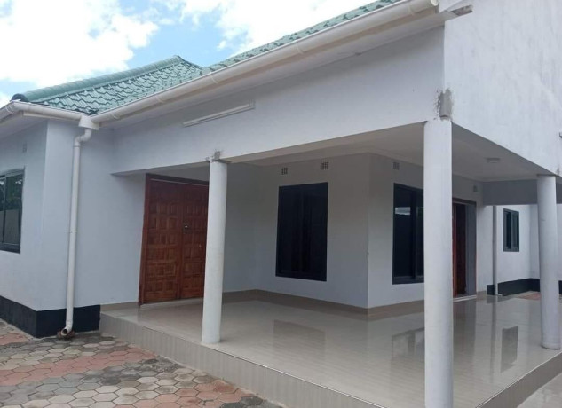 4-bedroom-house-for-rent-in-meanwood-ndeke-big-7