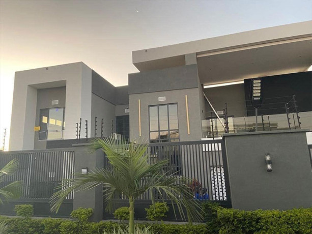 5-bedroomed-stand-alone-house-for-rent-and-sale-in-roma-park-big-0