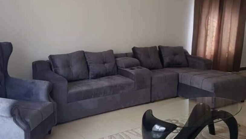 semi-furnished-3-bedroom-flat-for-rent-in-roma-big-8