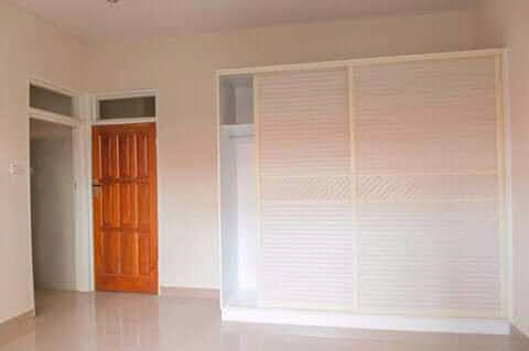 4-bedroom-house-for-sale-in-riverside-big-5