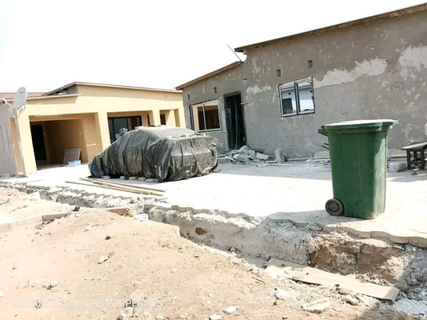 3-bedroom-apartment-for-sale-in-chalala-big-2