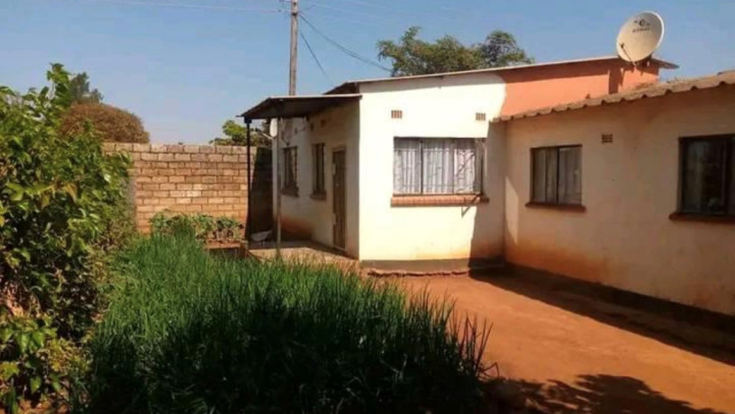 3-bedroom-houses-for-sale-in-chilenje-south-big-1