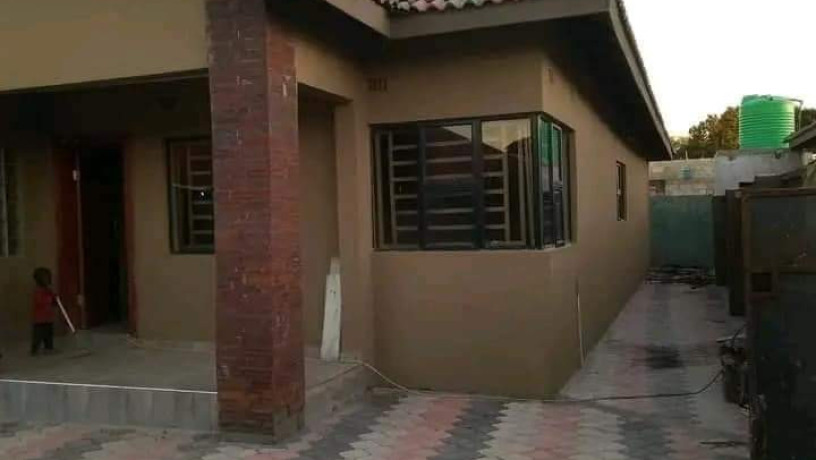 newly-built-3-bedroom-flat-for-sale-in-lusaka-south-big-2