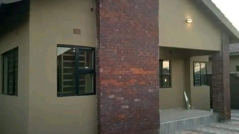 newly-built-3-bedroom-flat-for-sale-in-lusaka-south-big-5