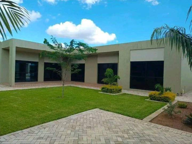 3-bedroom-flat-for-rent-in-eureka-park-big-0