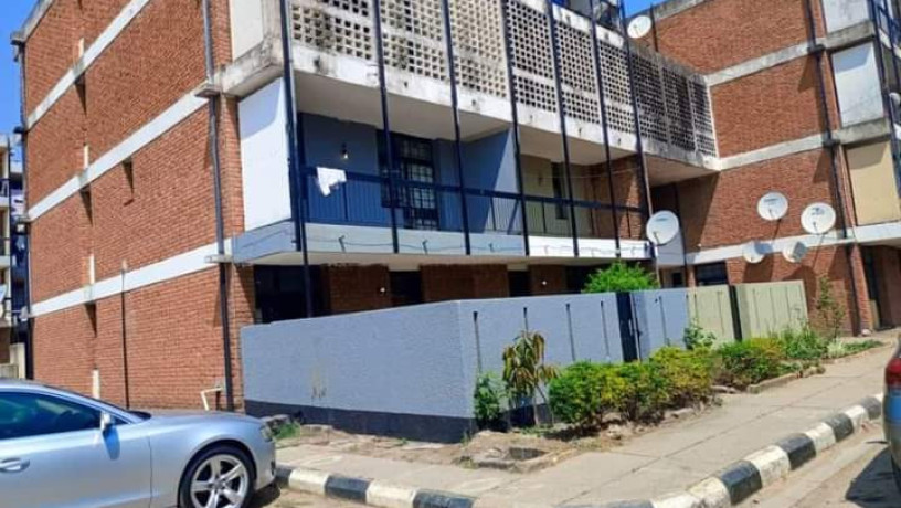 neat-and-beautiful-3-bedroom-apartment-for-sale-in-northmead-big-5