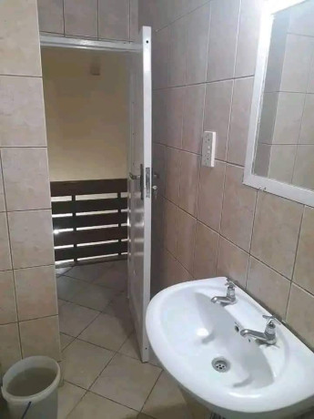 neat-and-beautiful-3-bedroom-apartment-for-sale-in-northmead-big-1