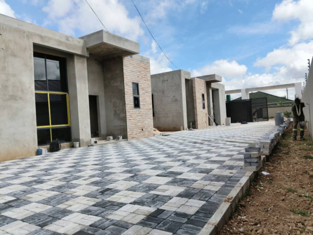 lovely-standalone-flats-for-sale-in-salama-park-big-4