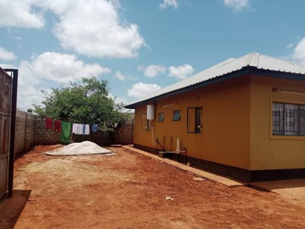 23-bedroom-flats-for-sale-in-lilayi-big-1
