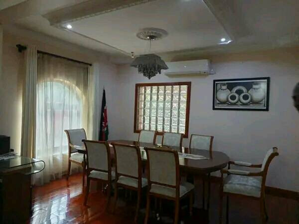 3-bedroom-house-for-rent-in-olympia-big-4