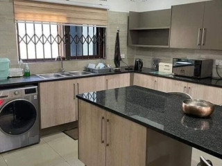 2-bedroom-flat-for-rent-in-olympia