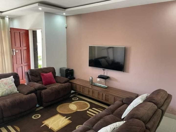 2-bedroom-flat-for-rent-in-olympia-big-3