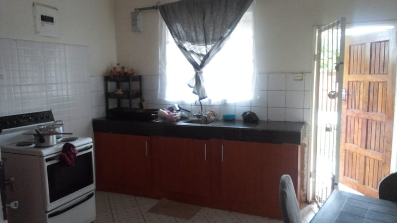 3-bedrooms-flats-for-sale-in-chilanga-big-4