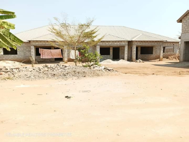 incomplete-houses-for-sale-in-meanwood-ibex-big-5