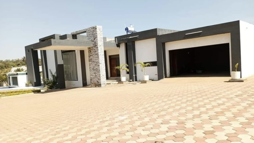 4-bedroom-house-for-sale-in-leopards-hill-big-1