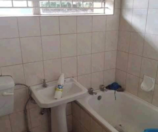 3-bedroom-house-for-rent-in-avondale-big-5