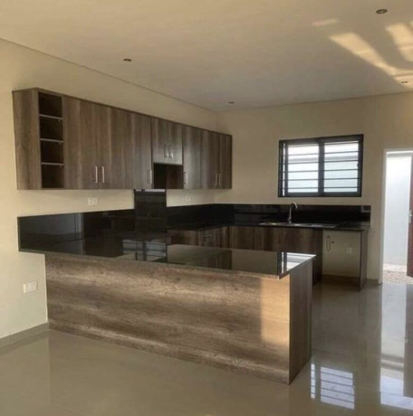 2-bedroom-flat-for-rent-in-makeni-big-1