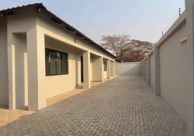 2-bedroom-flat-for-rent-in-makeni-big-2