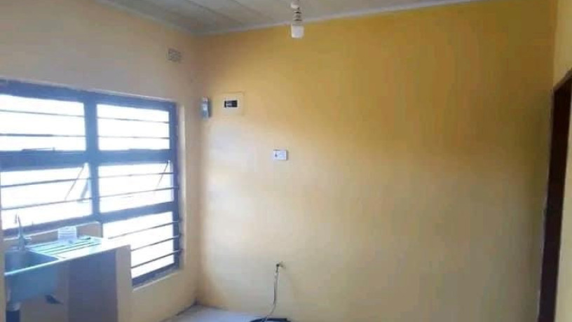 1-bedroom-flats-for-sale-in-chalala-big-3