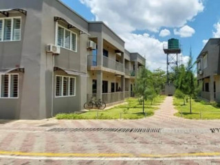 2 Bedroom Flat For Rent In Rhodes Park