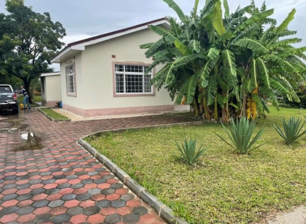 3-bedroom-house-for-sale-in-silverest-big-2