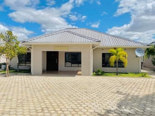 3-bedroom-flat-for-rent-in-silverest-big-0