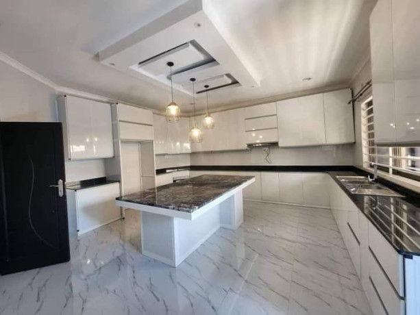 5-bedroom-house-for-sale-in-ibex-hill-big-7