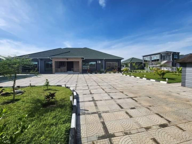 5-bedroom-house-for-sale-in-ibex-hill-big-2