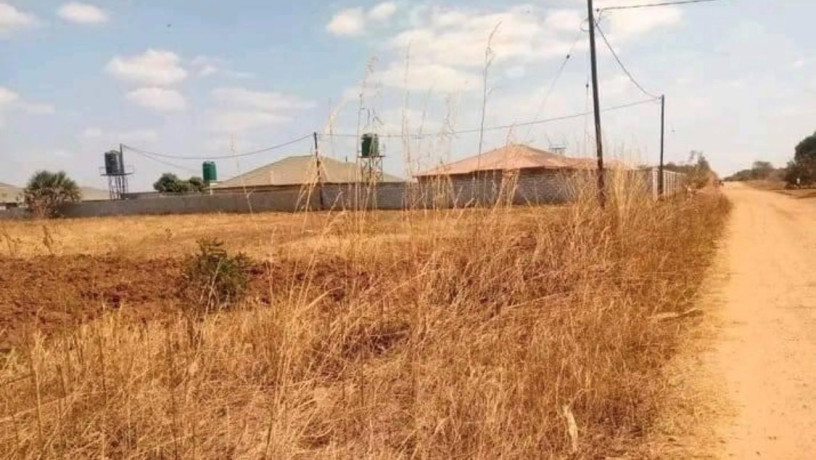 plot-for-sale-in-chalala-big-0