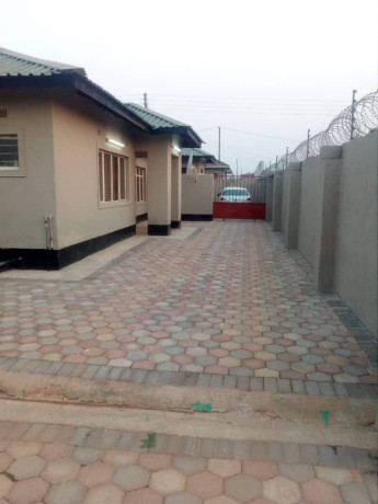 3-bedroom-flats-for-sale-in-salama-park-big-1