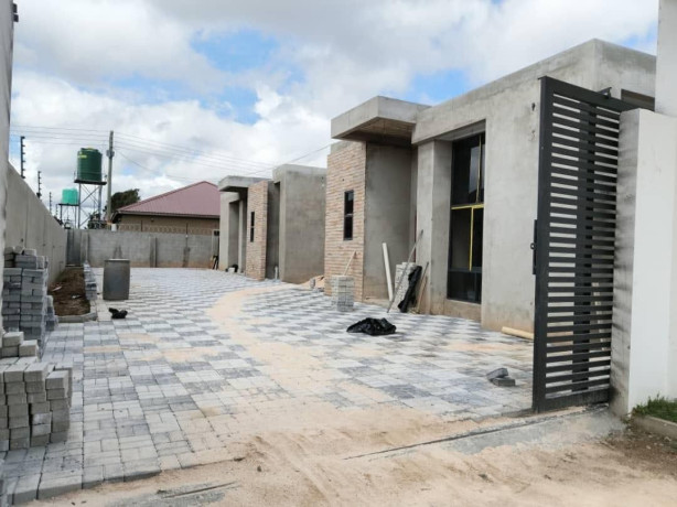 2x2-bedroom-incomplete-flats-for-sale-in-salama-park-big-4