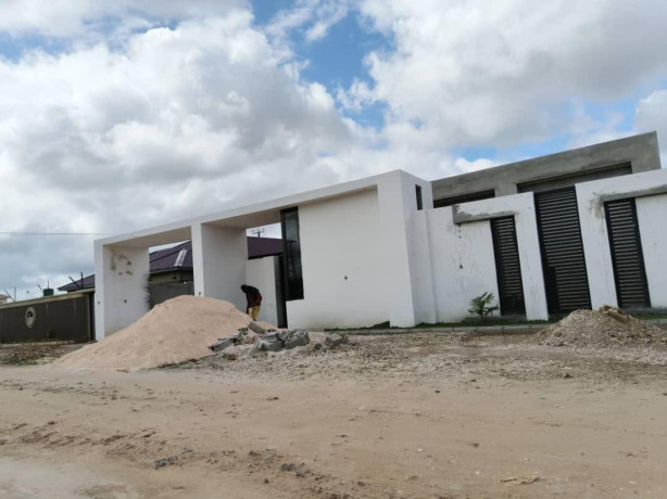2x2-bedroom-incomplete-flats-for-sale-in-salama-park-big-7